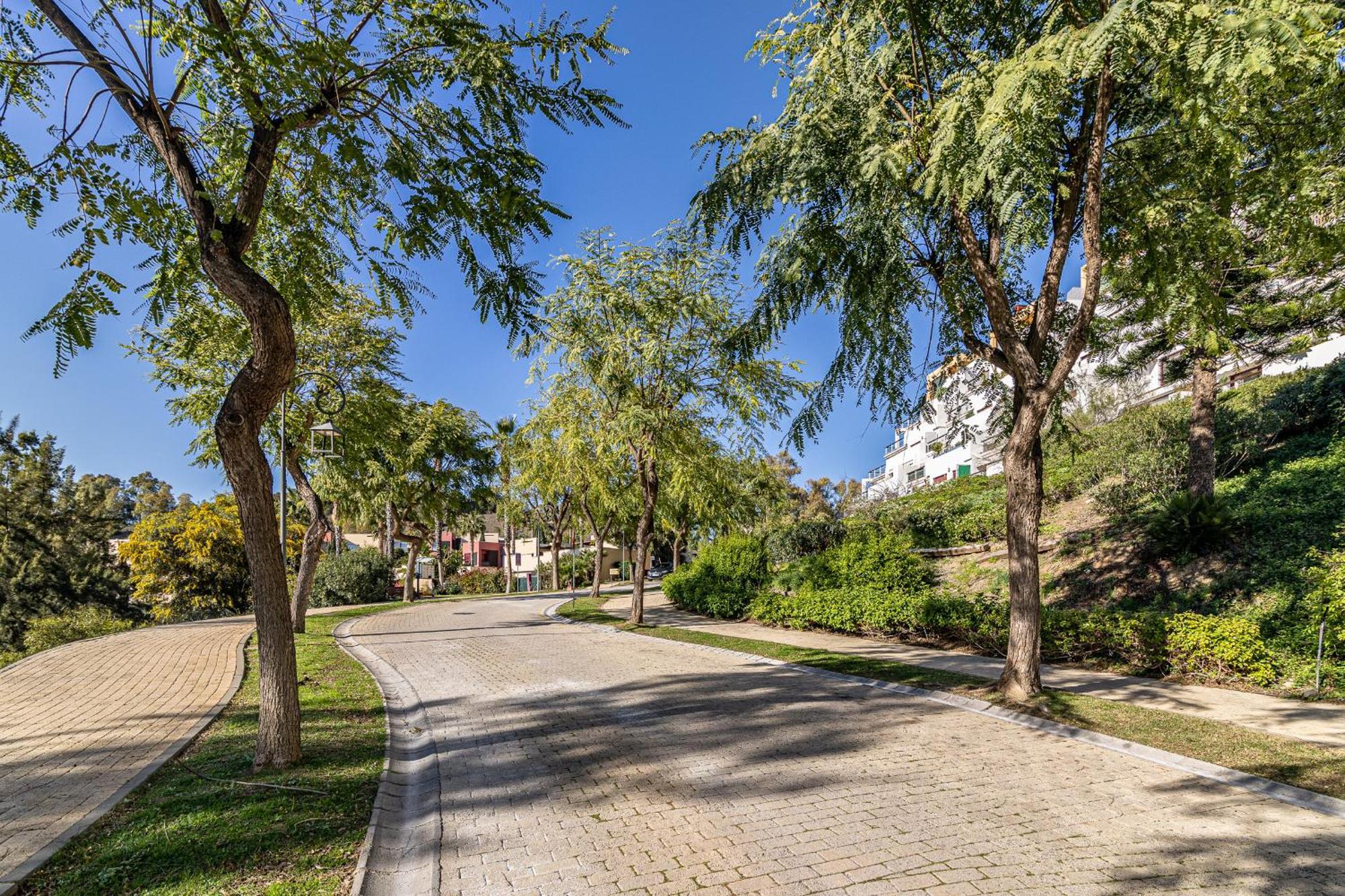 Rentitspain Apartamento Charming Gym, Jacuzzi Y Balcon Estepona Zewnętrze zdjęcie