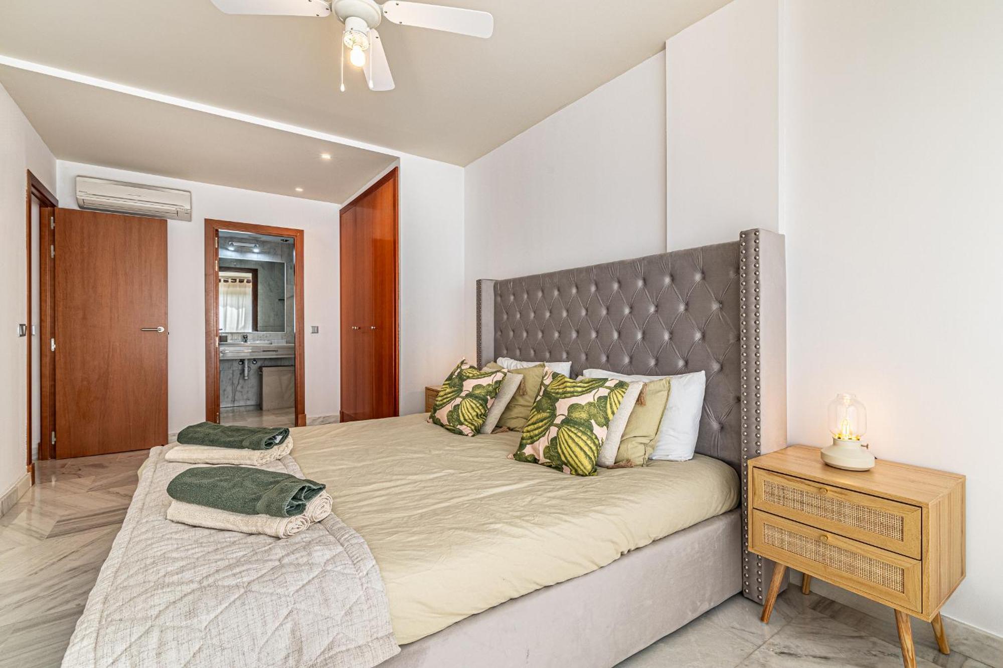 Rentitspain Apartamento Charming Gym, Jacuzzi Y Balcon Estepona Zewnętrze zdjęcie