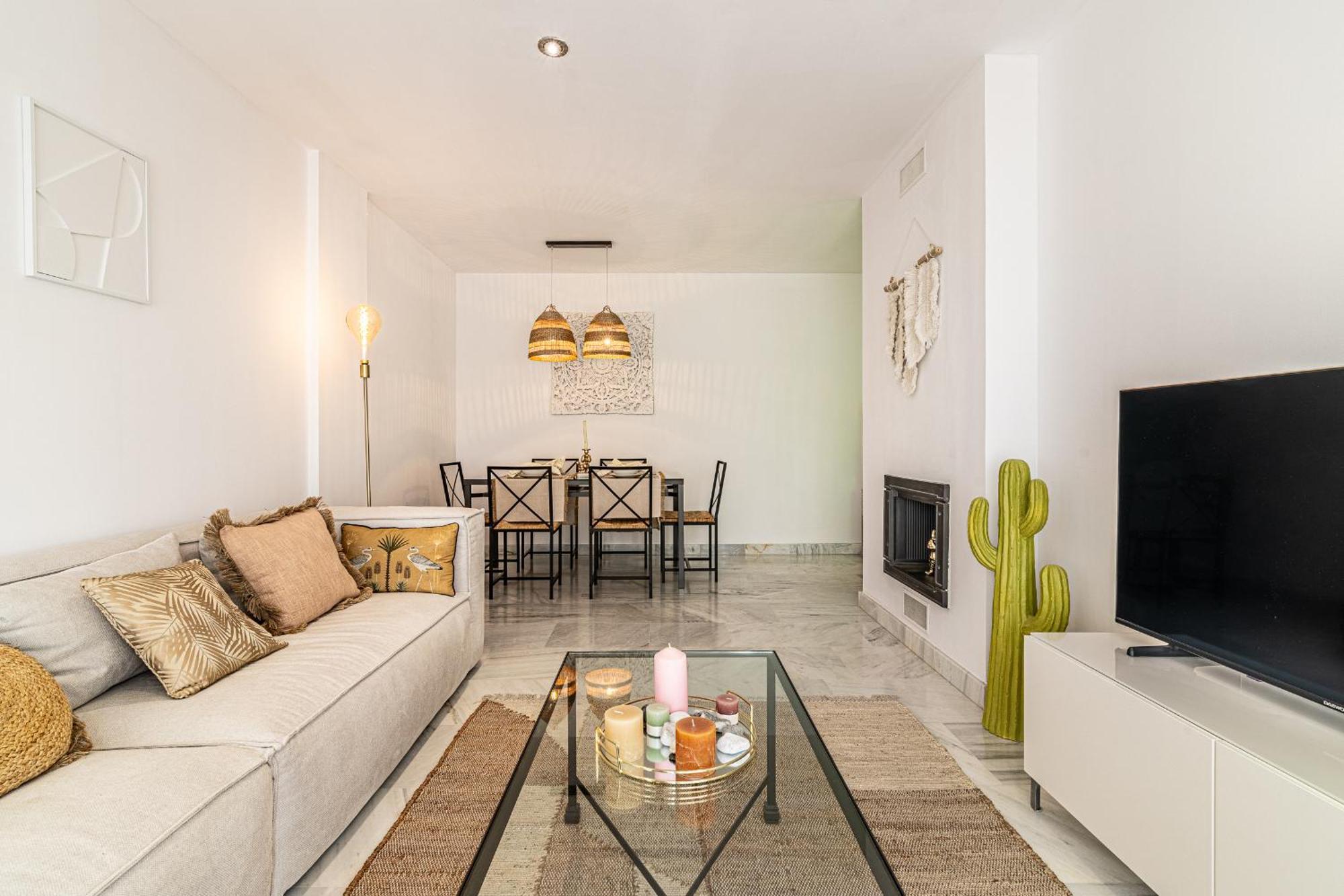 Rentitspain Apartamento Charming Gym, Jacuzzi Y Balcon Estepona Zewnętrze zdjęcie