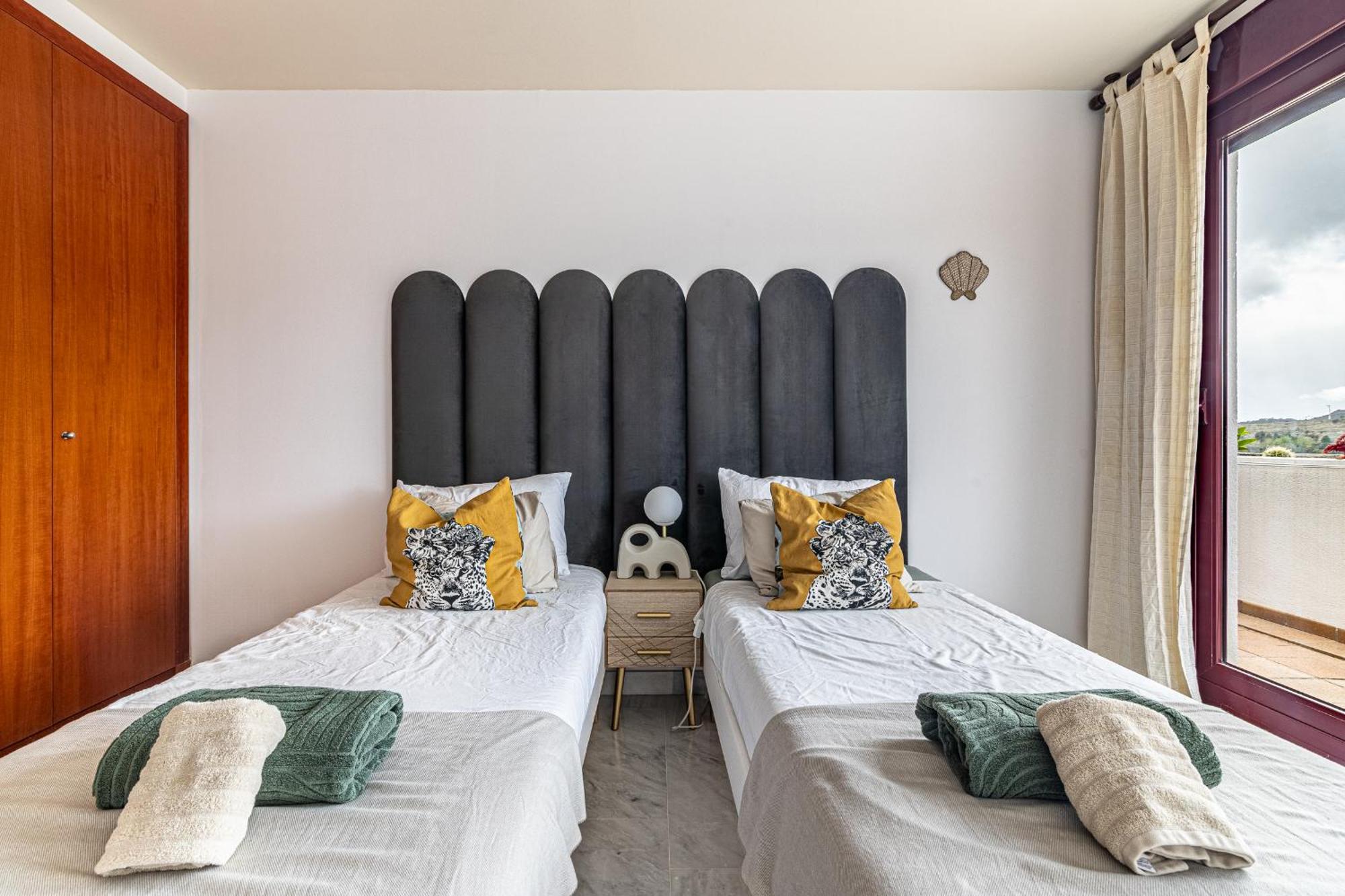 Rentitspain Apartamento Charming Gym, Jacuzzi Y Balcon Estepona Zewnętrze zdjęcie